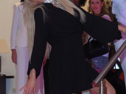 Fashion Show in der Contemplor Galerie Wien am 16. 03. 2024